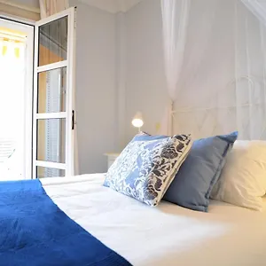 https://colonial-suite.adeje-hotels.com