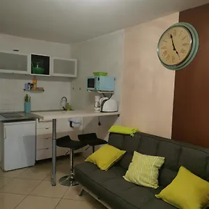 https://apartment-chaparral.adeje-hotels.com
